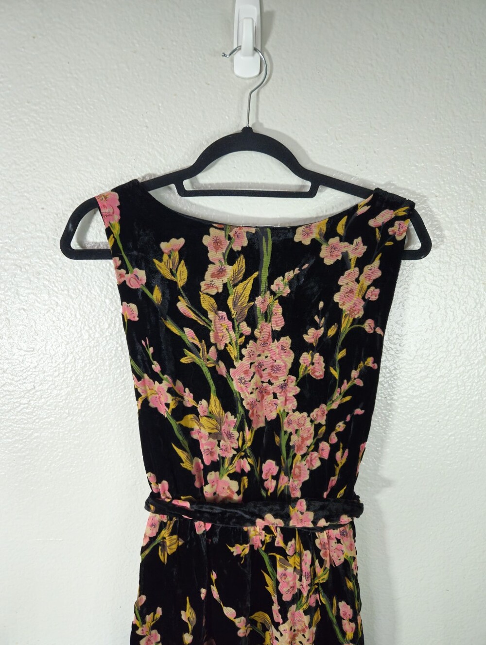 Baltic Born Lennon Black Floral Velvet Maxi Dress Size XXL - Picture 10 of 13